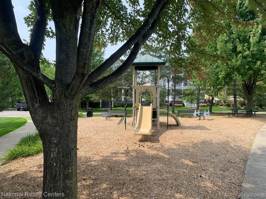 50093 MONROE Street, 91, Canton, MI 48188 — Photo 26