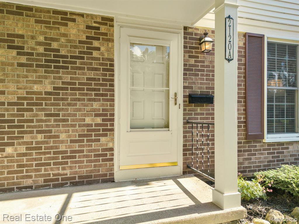 2120 HIDDEN MEADOWS Drive, A, Walled Lake, MI 48390 — Photo 6