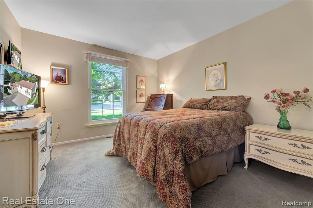 2120 HIDDEN MEADOWS Drive, A, Walled Lake, MI 48390 — Photo 20