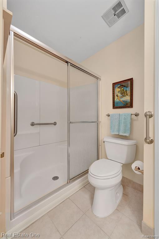 2120 HIDDEN MEADOWS Drive, A, Walled Lake, MI 48390 — Photo 24