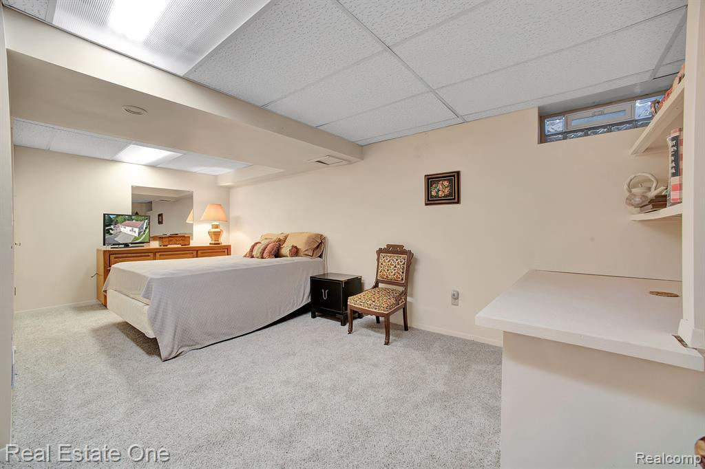 2120 HIDDEN MEADOWS Drive, A, Walled Lake, MI 48390 — Photo 36