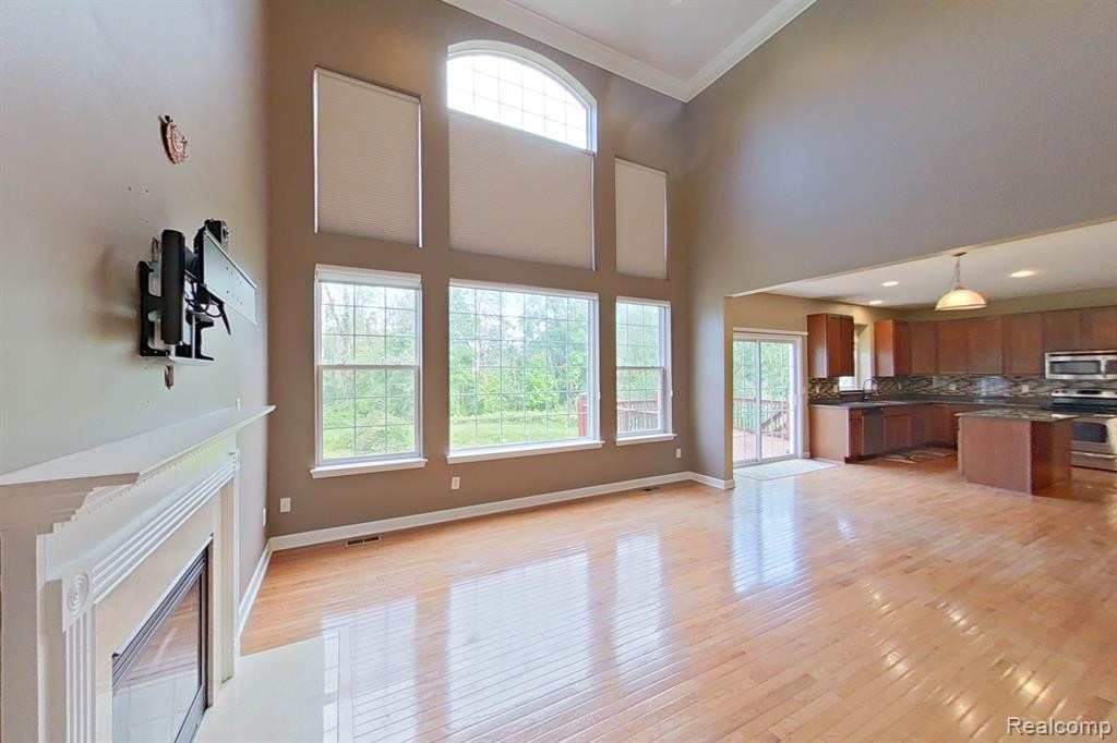 27147 VICTORIA Road, Novi, MI — Photo 3