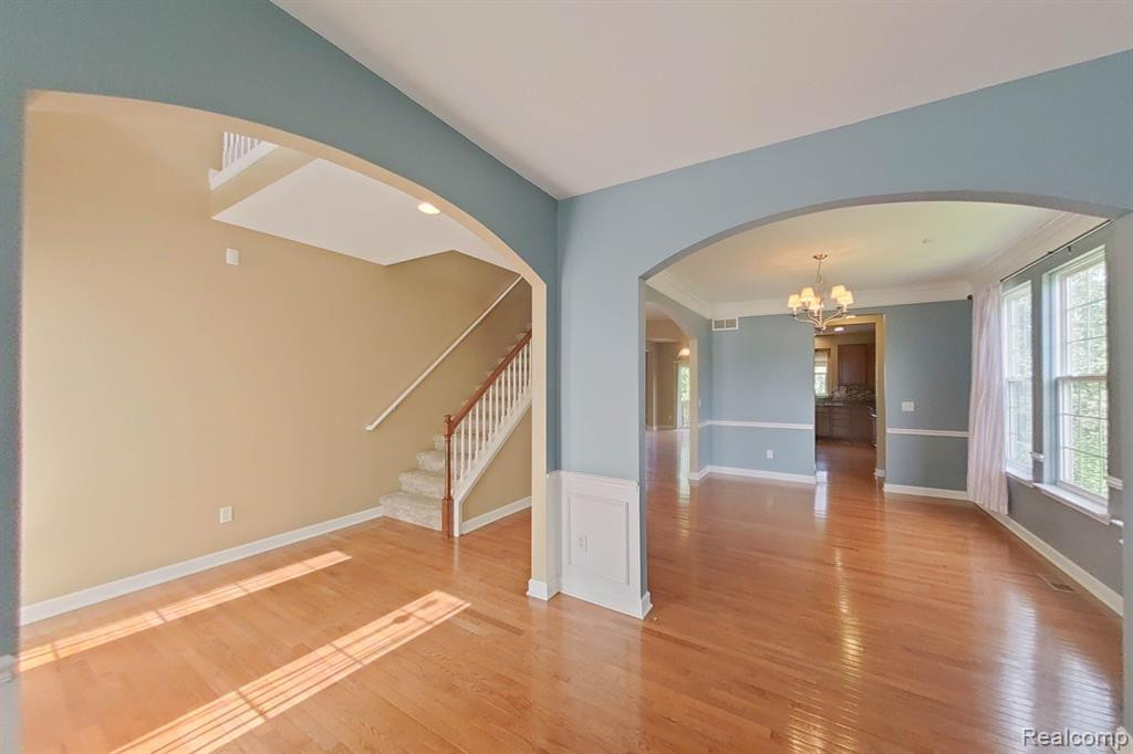 27147 VICTORIA Road, Novi, MI — Photo 6