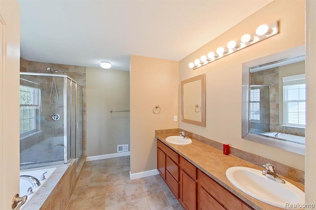 27147 VICTORIA Road, Novi, MI — Photo 19