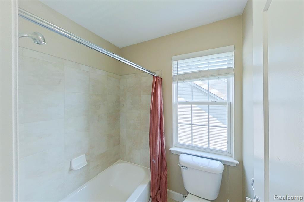 27147 VICTORIA Road, Novi, MI — Photo 31