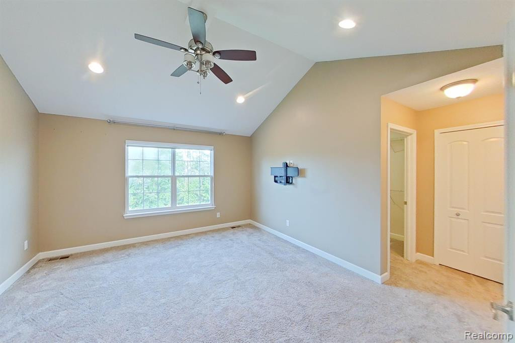 27147 VICTORIA Road, Novi, MI — Photo 40