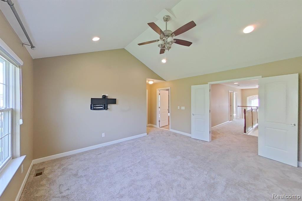 27147 VICTORIA Road, Novi, MI — Photo 42