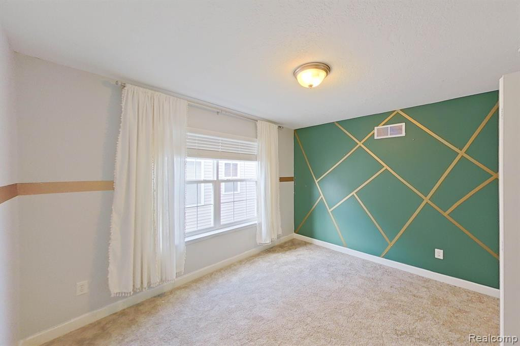 27147 VICTORIA Road, Novi, MI — Photo 48