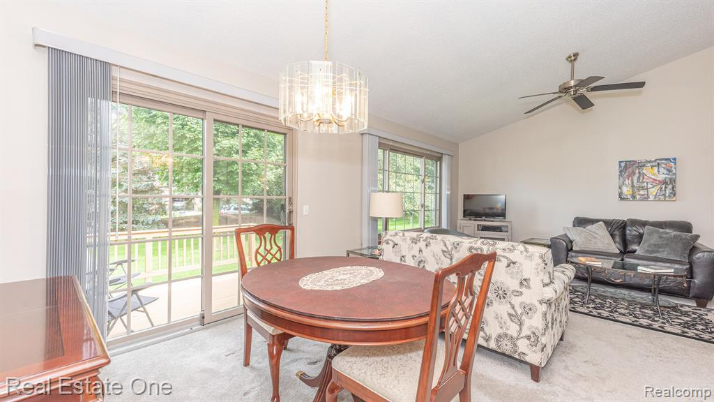 22215 Quail Run Circle, 1, South Lyon, MI 48178 — Photo 18