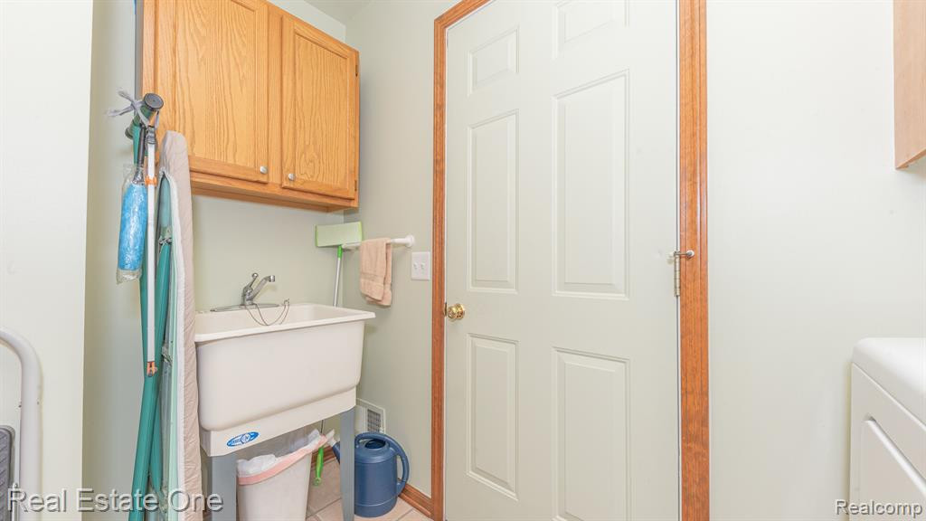 22215 Quail Run Circle, 1, South Lyon, MI 48178 — Photo 25