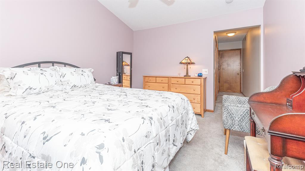 22215 Quail Run Circle, 1, South Lyon, MI 48178 — Photo 33