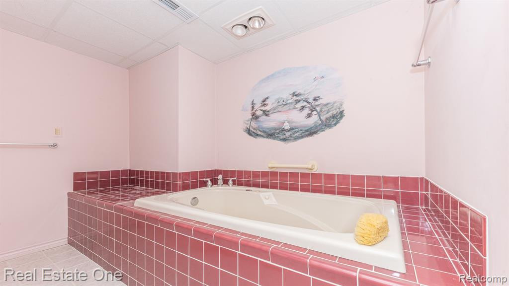 22215 Quail Run Circle, 1, South Lyon, MI 48178 — Photo 37