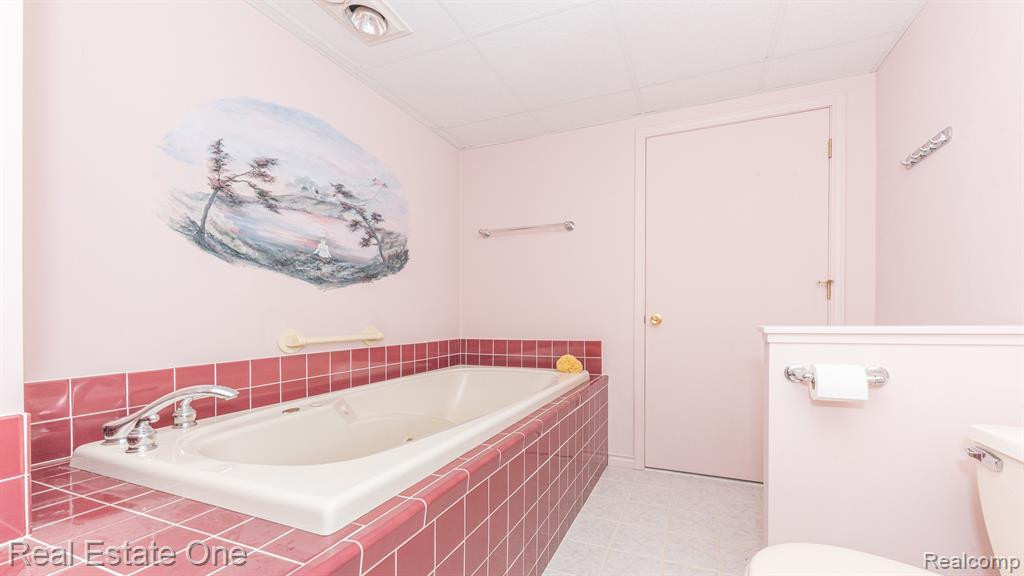 22215 Quail Run Circle, 1, South Lyon, MI 48178 — Photo 39