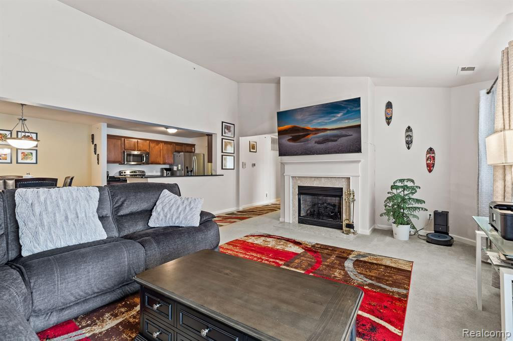 9400 NATURE VIEW Lane, Ypsilanti, MI 48197 — Photo 9