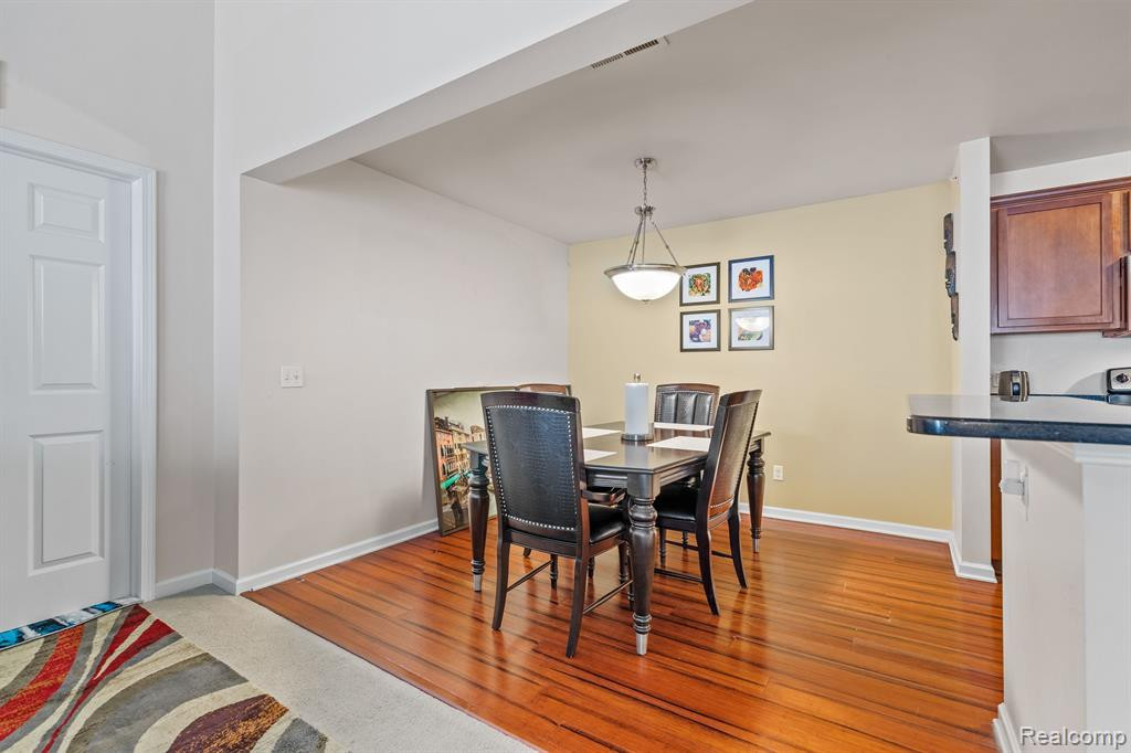 9400 NATURE VIEW Lane, Ypsilanti, MI 48197 — Photo 11