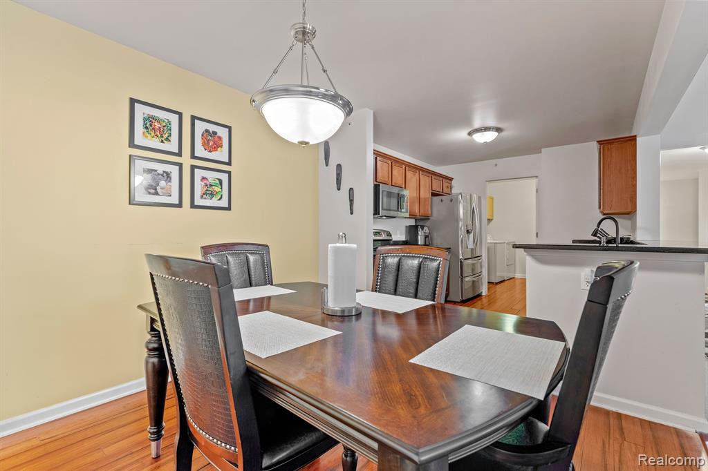 9400 NATURE VIEW Lane, Ypsilanti, MI 48197 — Photo 12
