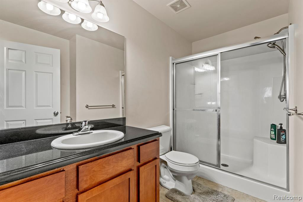 9400 NATURE VIEW Lane, Ypsilanti, MI 48197 — Photo 18