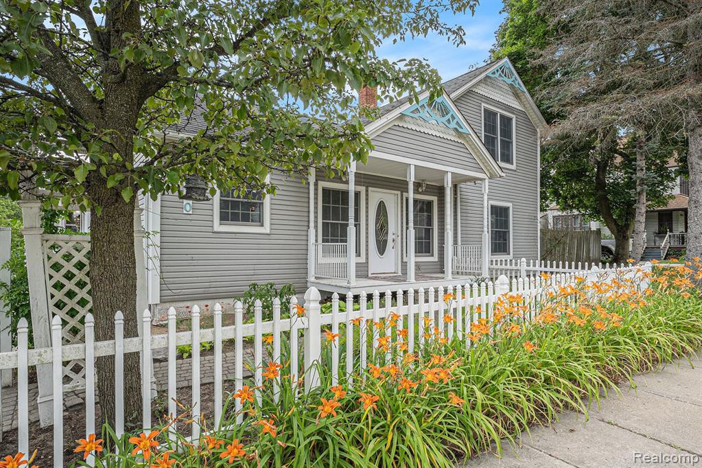 310 MILL Street, Ortonville, MI 48462 — Photo 7