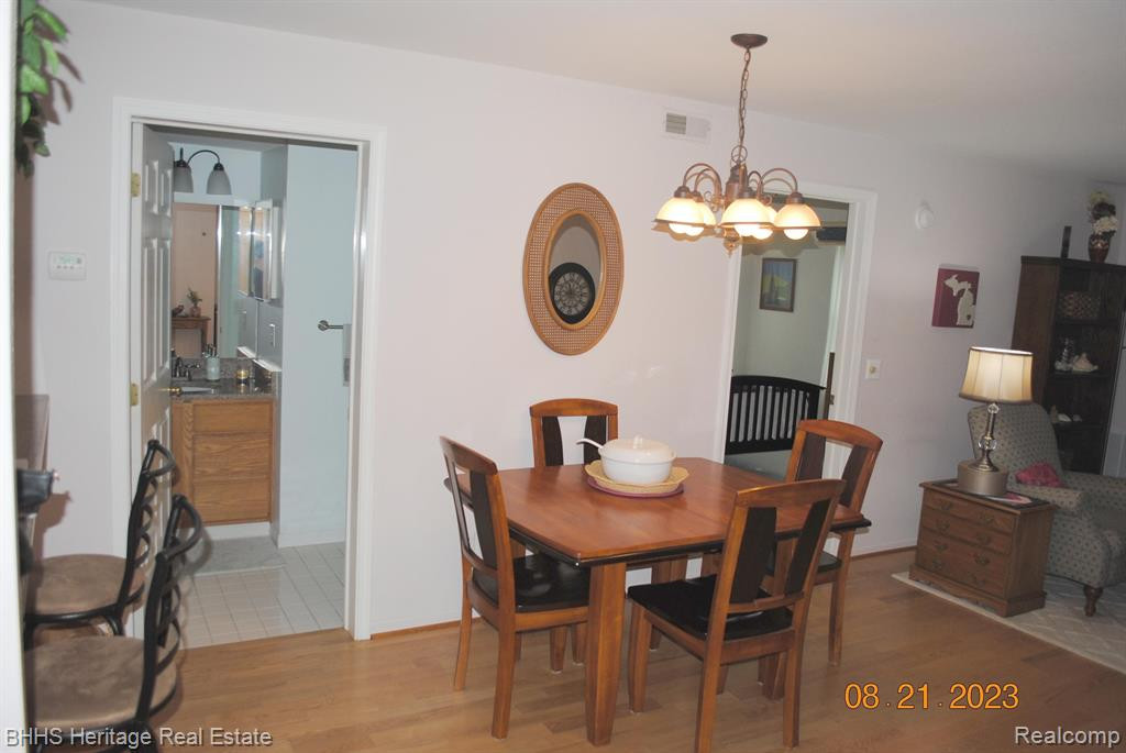 613 CURZON Court, 103, Howell, MI 48843 — Photo 3