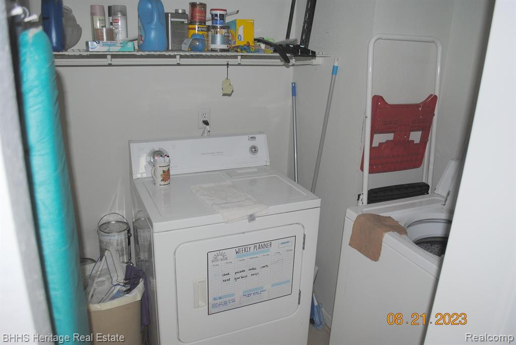 613 CURZON Court, 103, Howell, MI 48843 — Photo 15