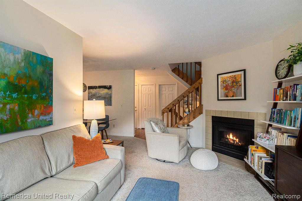 465 GLENWAY Street, Brighton, MI 48116 — Photo 4
