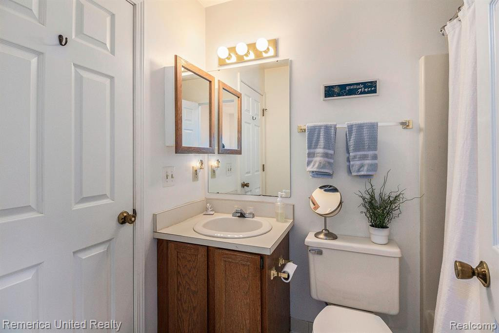 465 GLENWAY Street, Brighton, MI 48116 — Photo 10