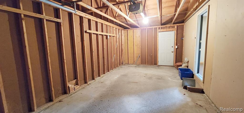 260 WIND WAY Drive, Walled Lake, MI 48390 — Photo 19