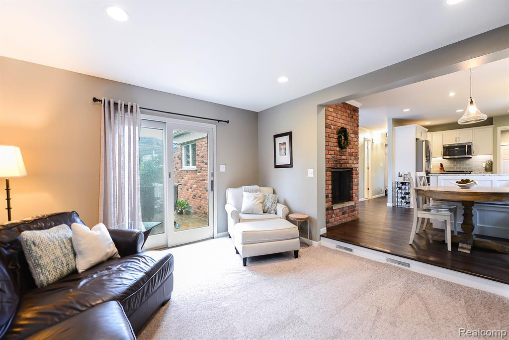 1032 Canterbury Street, Northville, MI 48167 — Photo 11