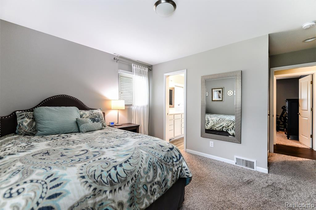 1032 Canterbury Street, Northville, MI 48167 — Photo 13