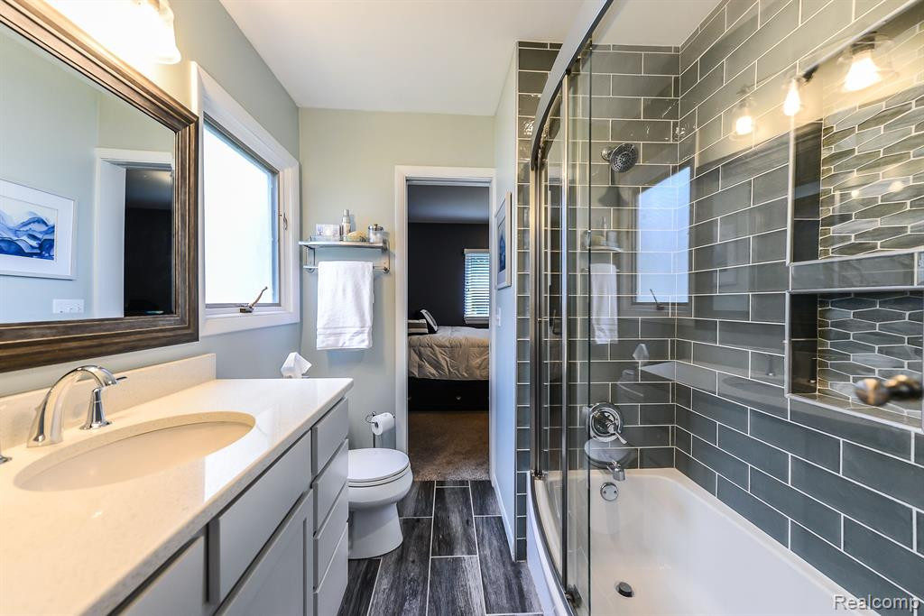 1032 Canterbury Street, Northville, MI 48167 — Photo 15