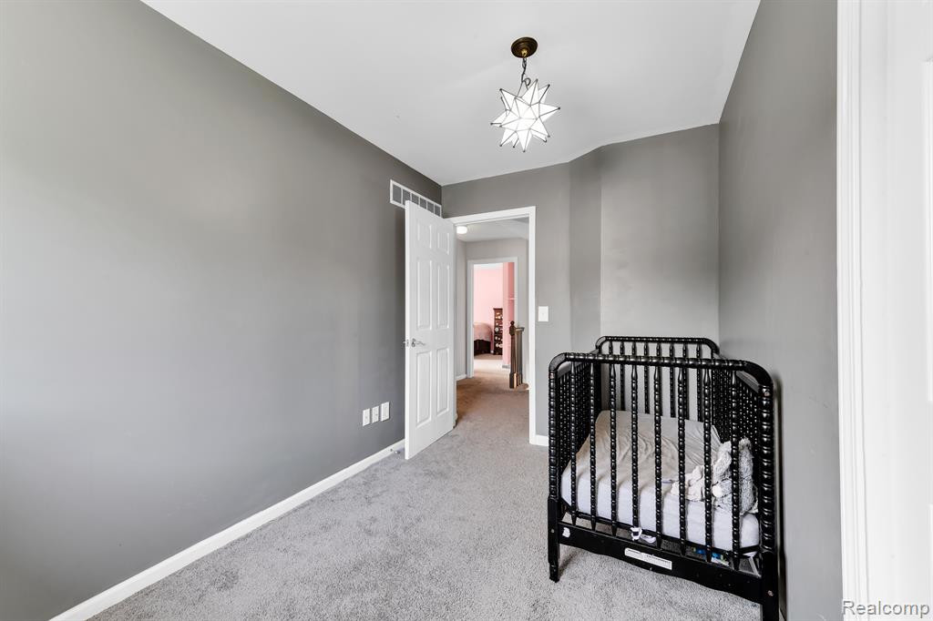 21015 GREENBRIAR Lane, South Lyon, MI 48178 — Photo 22