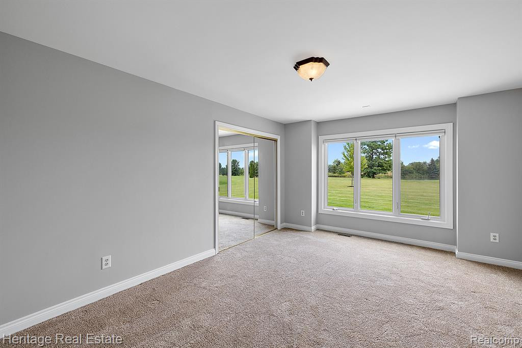 14872 STONEY BROOK Drive W, Shelby Twp, MI 48315 — Photo 14