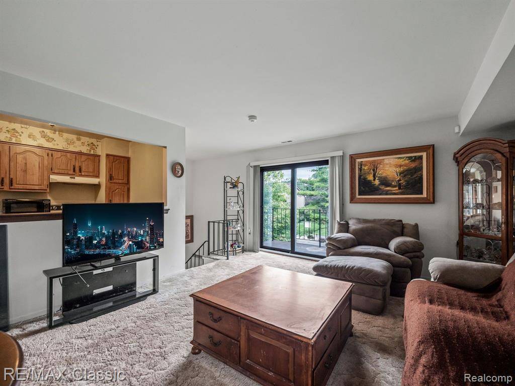 41512 BEDFORD Drive, Canton, MI 48187 — Photo 7