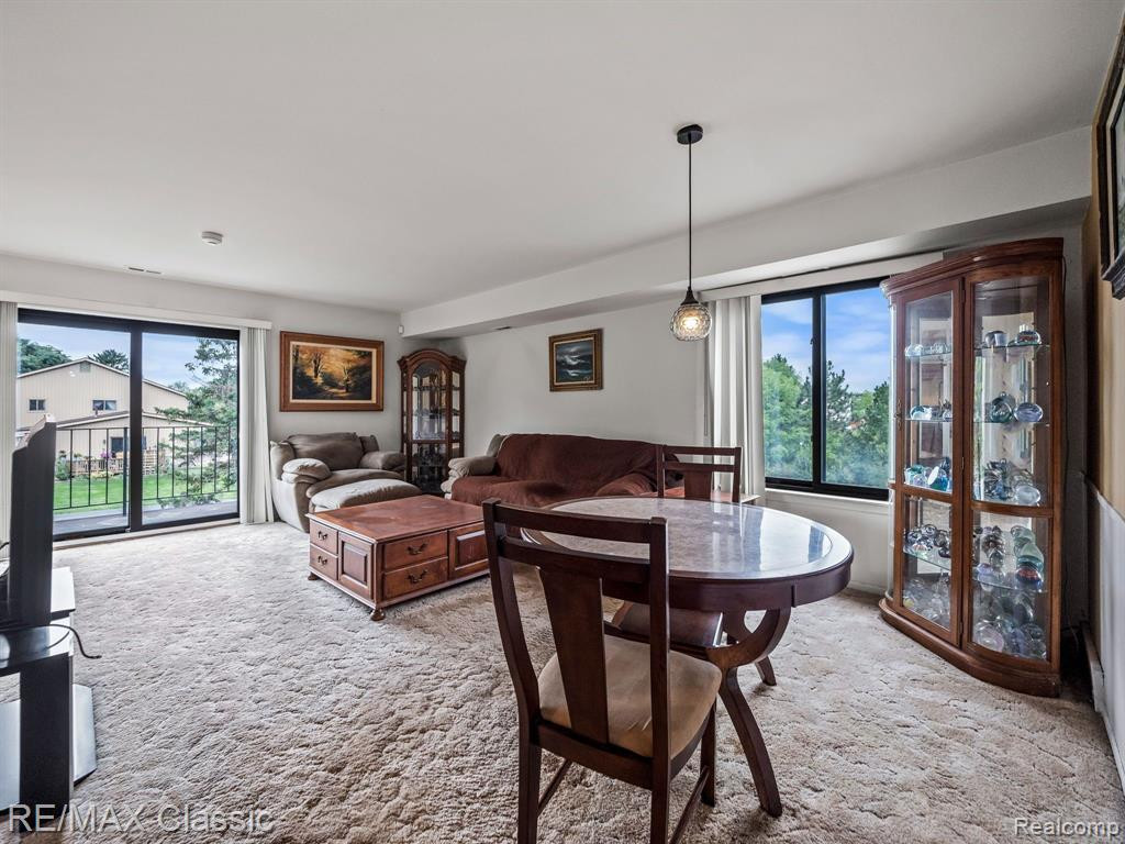 41512 BEDFORD Drive, Canton, MI 48187 — Photo 11