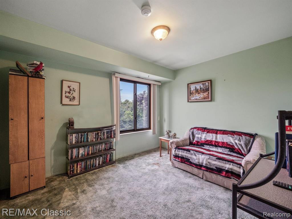 41512 BEDFORD Drive, Canton, MI 48187 — Photo 18