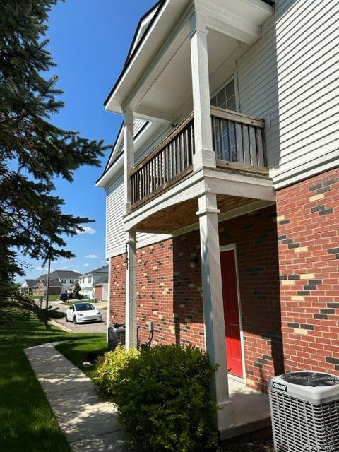 2004 RIVERSEDGE Drive, 80, Saline, MI 48176 — Photo 2