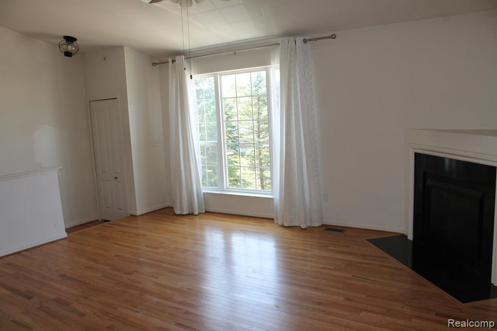 2004 RIVERSEDGE Drive, 80, Saline, MI 48176 — Photo 6