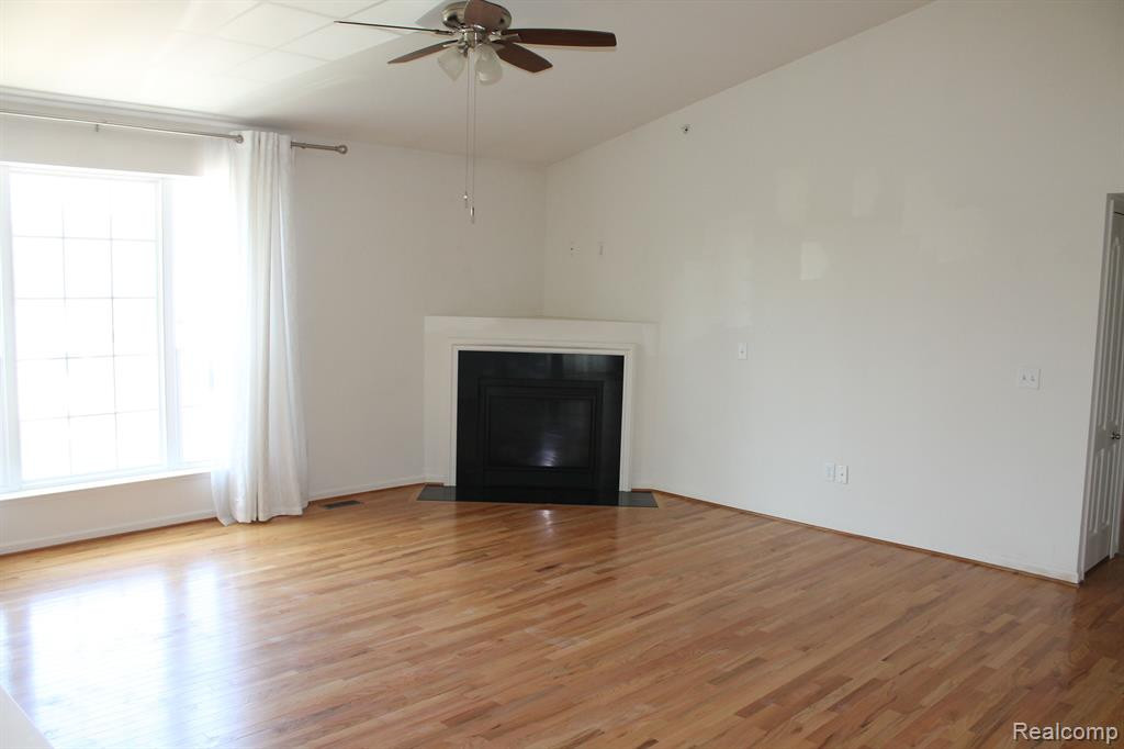 2004 RIVERSEDGE Drive, 80, Saline, MI 48176 — Photo 7
