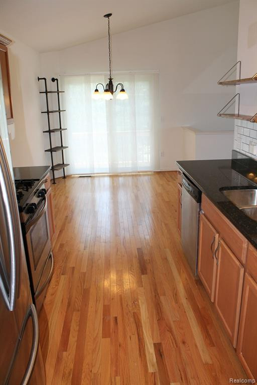 2004 RIVERSEDGE Drive, 80, Saline, MI 48176 — Photo 14