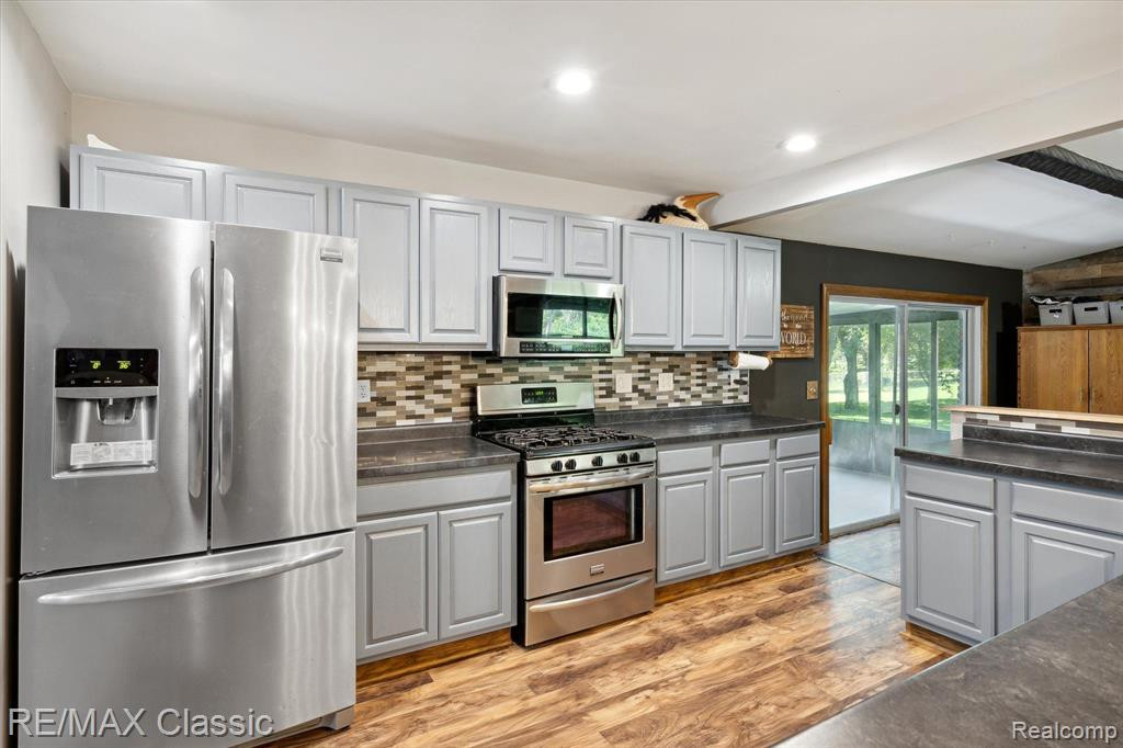 11940 POST Lane, South Lyon, MI 48178 — Photo 14