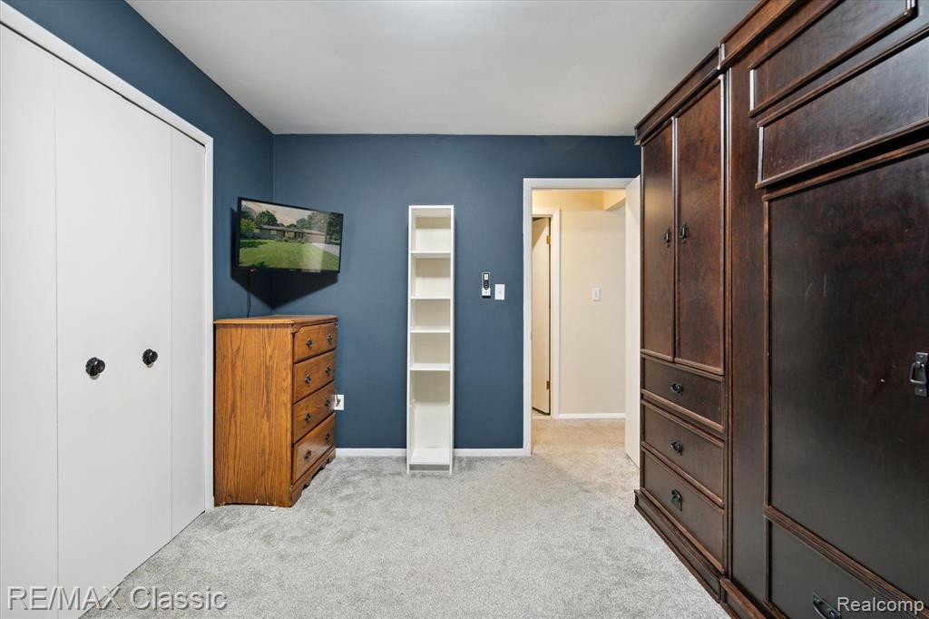 11940 POST Lane, South Lyon, MI 48178 — Photo 17