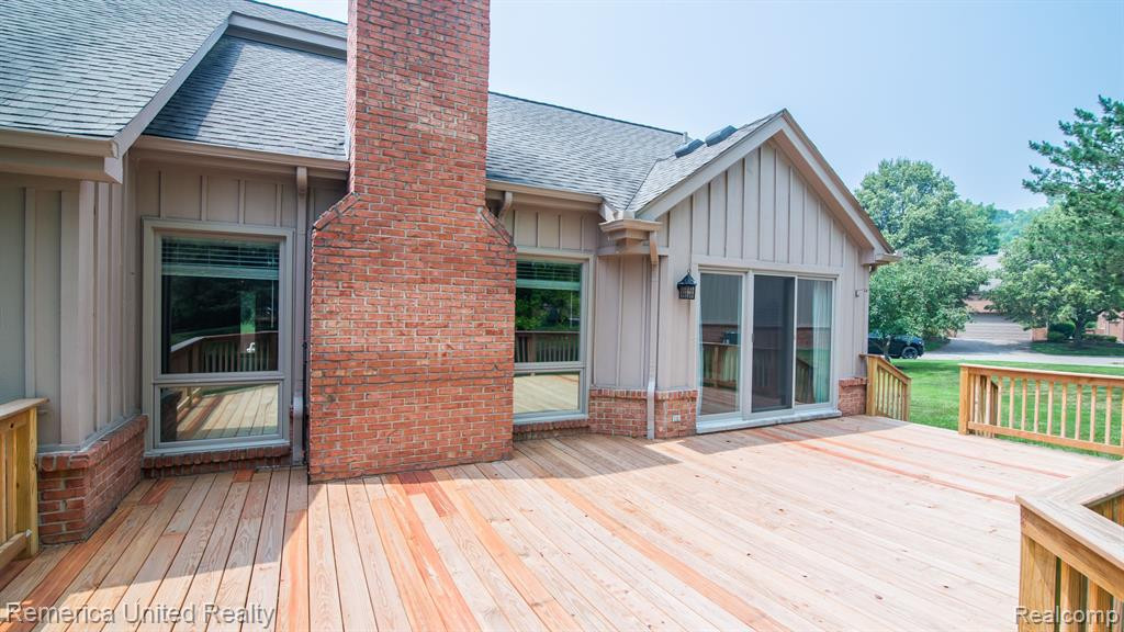 37681 Russett Drive, Farmington Hills, MI 48331 — Photo 9