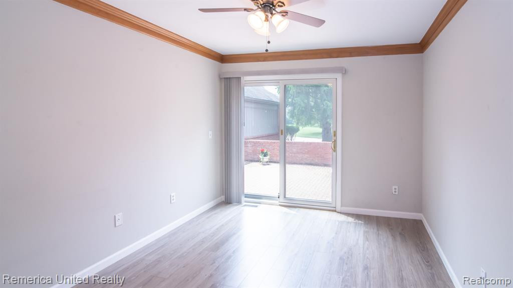 37681 Russett Drive, Farmington Hills, MI 48331 — Photo 44