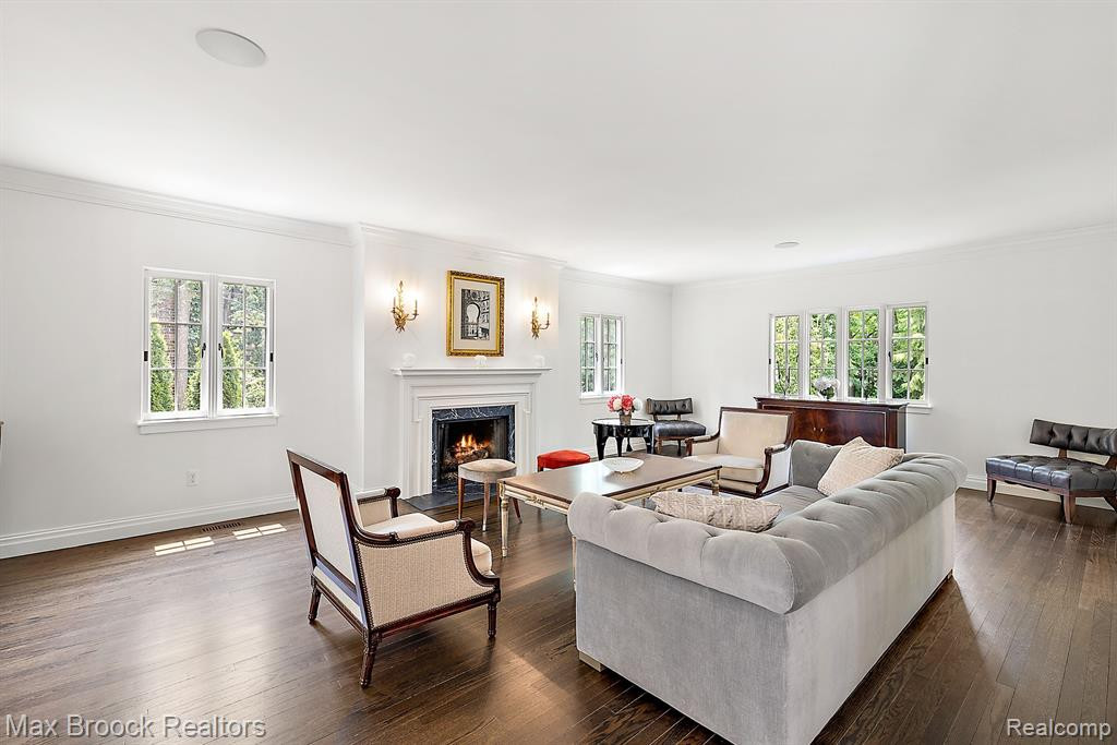 2105 WALLINGFORD Road, Ann Arbor, MI 48104 — Photo 7