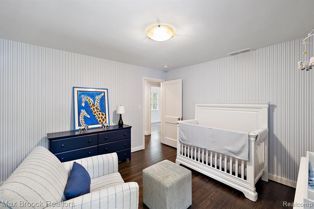 2105 WALLINGFORD Road, Ann Arbor, MI 48104 — Photo 31