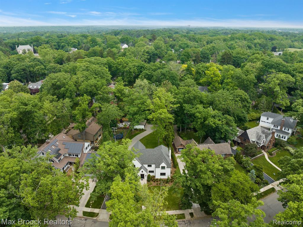 2105 WALLINGFORD Road, Ann Arbor, MI 48104 — Photo 39
