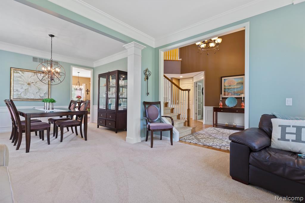 1352 COLONADE Court, Canton, MI 48187 — Photo 12