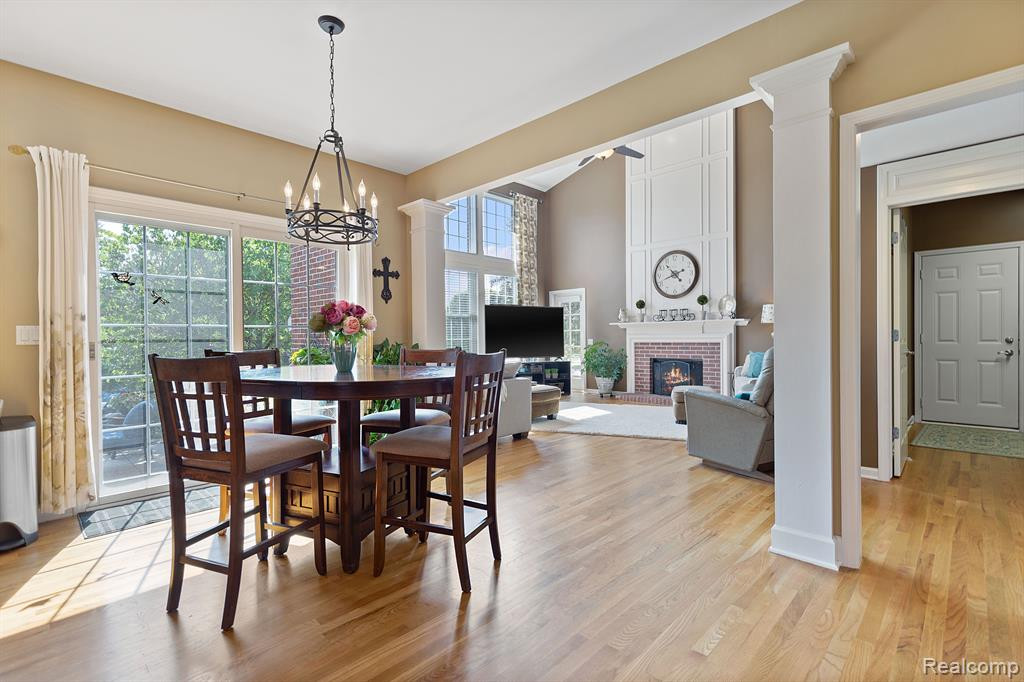 1352 COLONADE Court, Canton, MI 48187 — Photo 16