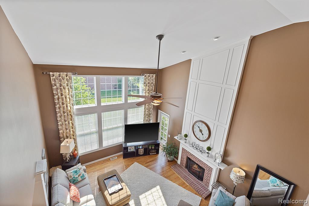 1352 COLONADE Court, Canton, MI 48187 — Photo 34