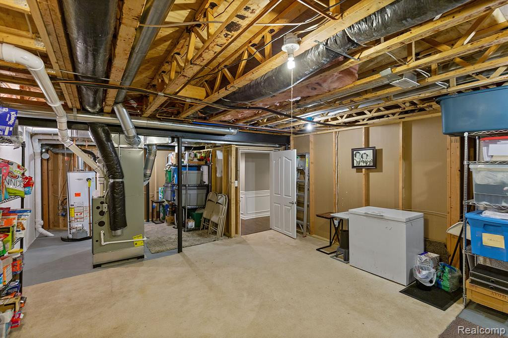 1352 COLONADE Court, Canton, MI 48187 — Photo 50